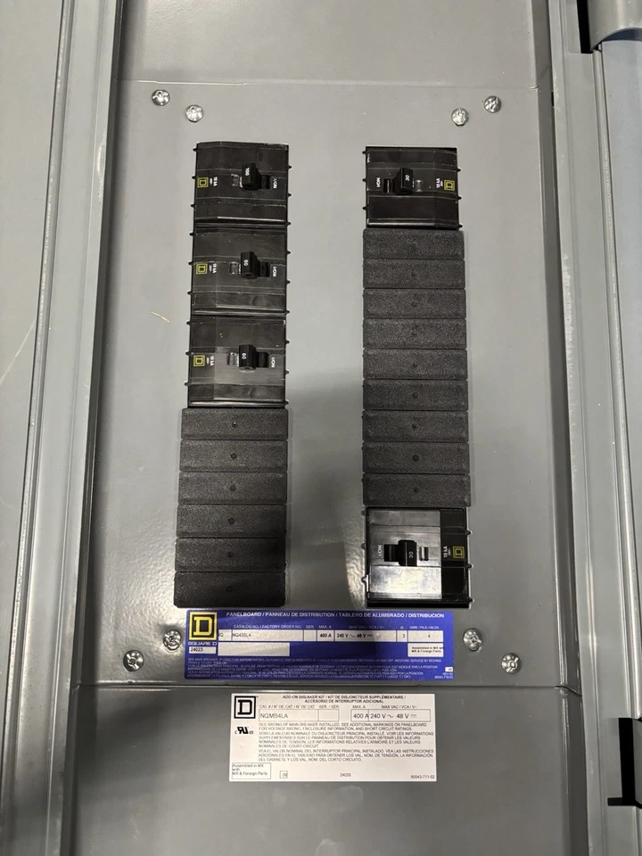 SQUARE D 400 AMP MCB  NQ430L4  240/480V 3PH 4W NQ MCB Complete Panel!!! Used. - Image 4 of 4