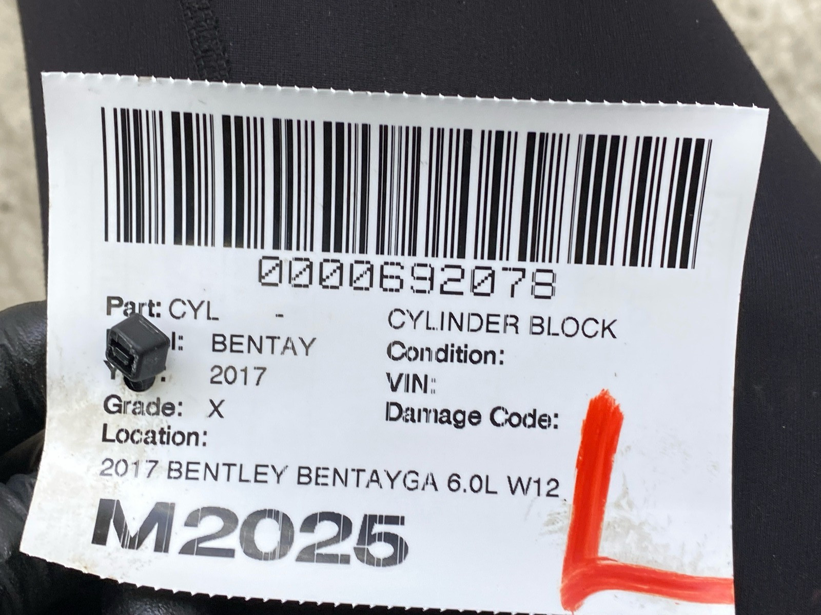 2017 BENTLEY BENTAYGA 6.0L W12 LOWER ENGINE BLOCK CRANKSHAFT CASE HOUSING 35K
