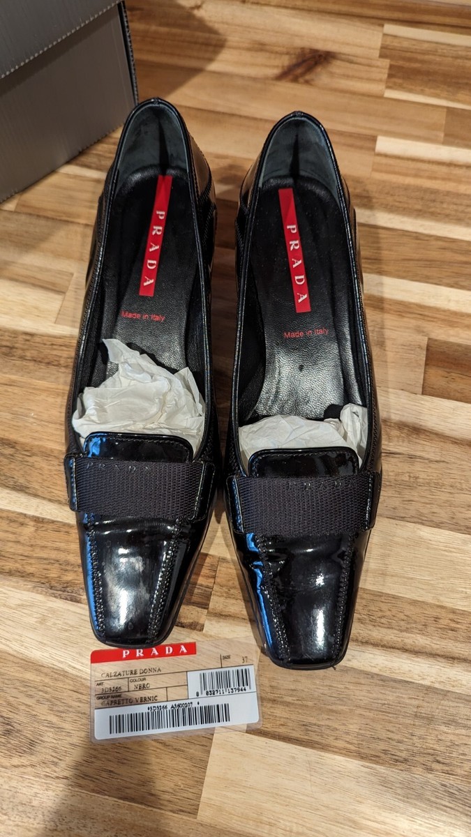 【K】PRADA Leather Low Heels VINTAGE PRADA Women's Shoes Black Leather Buckle Low Heel