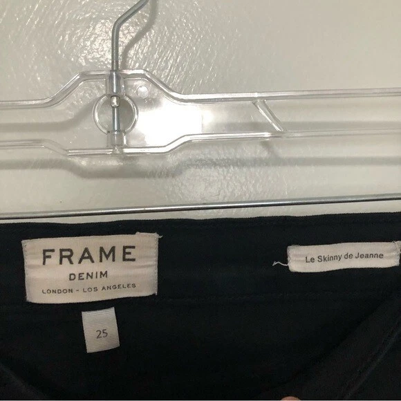 Frame Le Skinny De Jeanne Jeans Black Distressed Film Noir 25 - Image 3 of 4