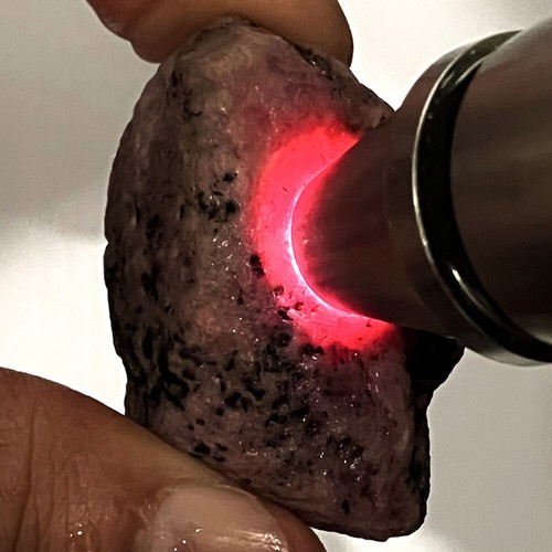155,90 Ct - Naturale 100% Non Riscaldato Bellissimo Rubino Rosso Grezzo Mozambico - Foto 3 di 5