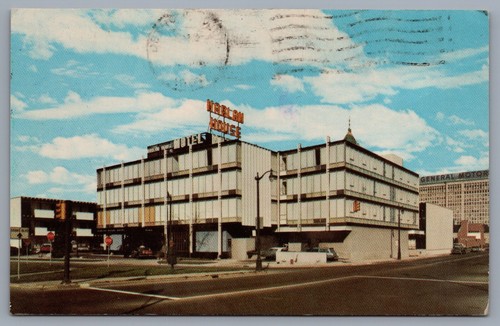 1967 Harlan House Motel Detroit Michigan Vintage Postcard, Photo #2455