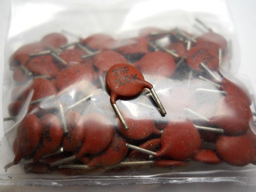 100 pf +/-10 % Z5F Scheibe Keramik Kondensator (NOS, neu aus altem Lagerbestand) (MENGE 25 EA) D61 - Bild 3 von 3