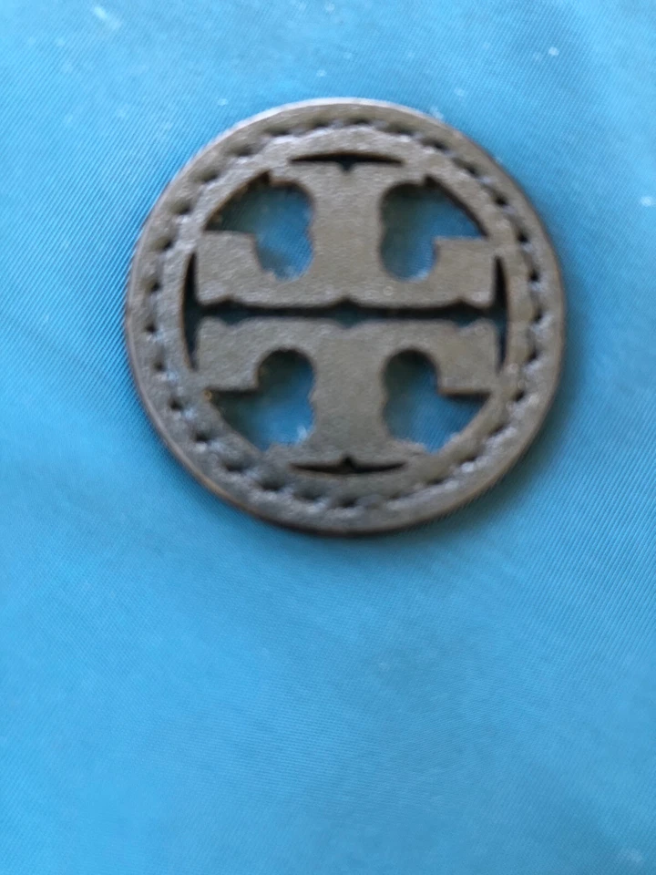 Tory Burch 10" x 8" Turquesa con Tableta de Cuero Negro, Lector, Funda iPad, Bolso Foto 4 de 4