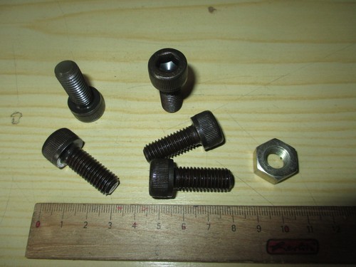 5x Schrauben M10x L 25 Q12.9 hochfest VW Passat 3 B , 3BG  Audi Radlager hinten