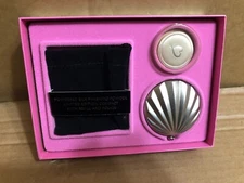 Victoria's Secret Powdered Silk Finishing Powder L.E. Compact, Rough box **