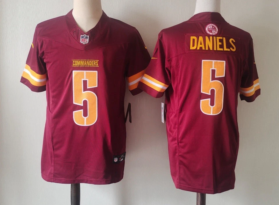 Camiseta de fútbol personalizada. Cualquier equipo, cualquier nombre, cualquier número, todo cosido Foto 4 de 4