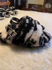 Size 3 UGG Yeah Slippers Slides Fluffy Black White
