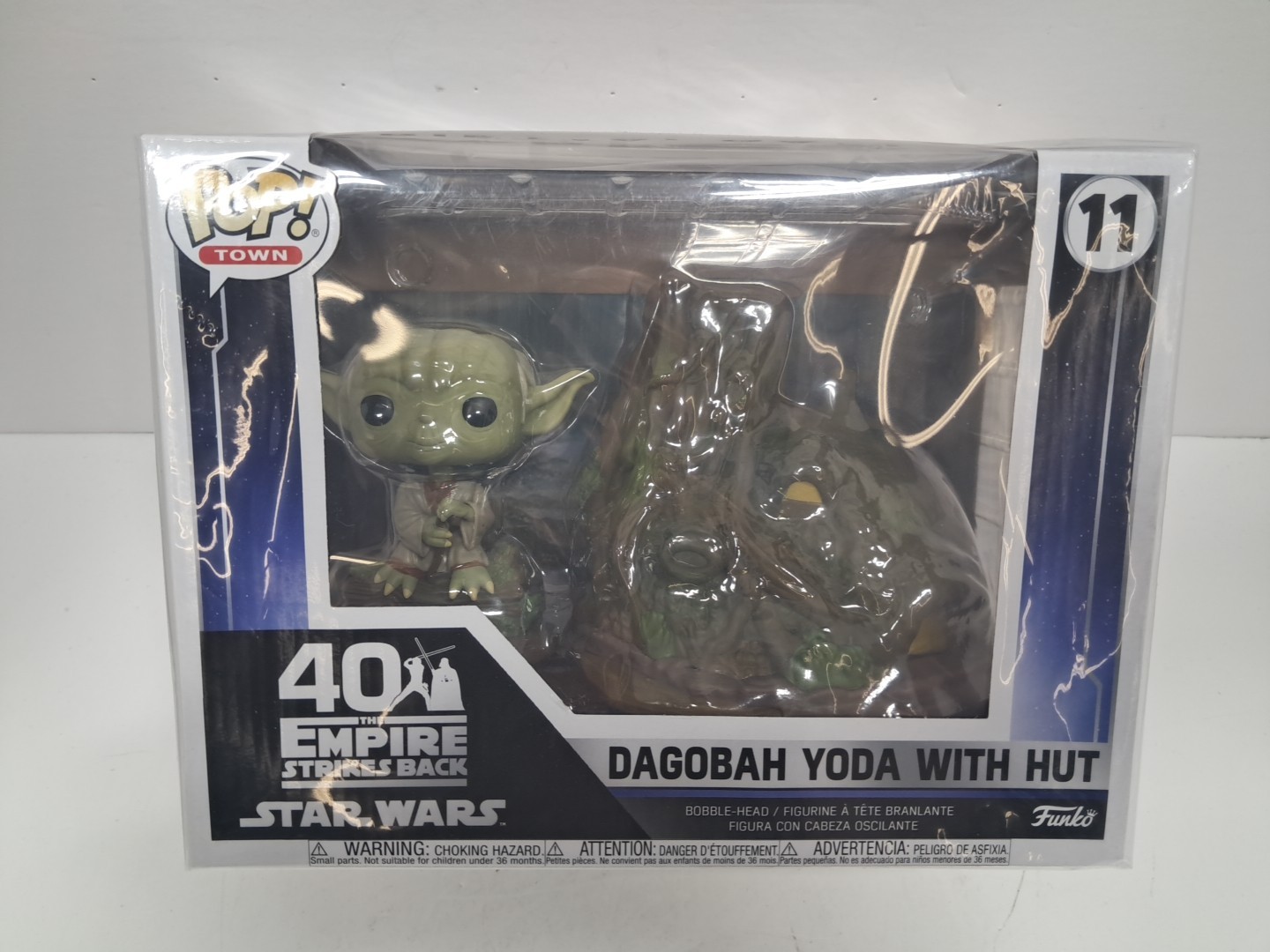 Funko Pop! Town: Star Wars Dagobah Yoda with Hut #11 Empire 