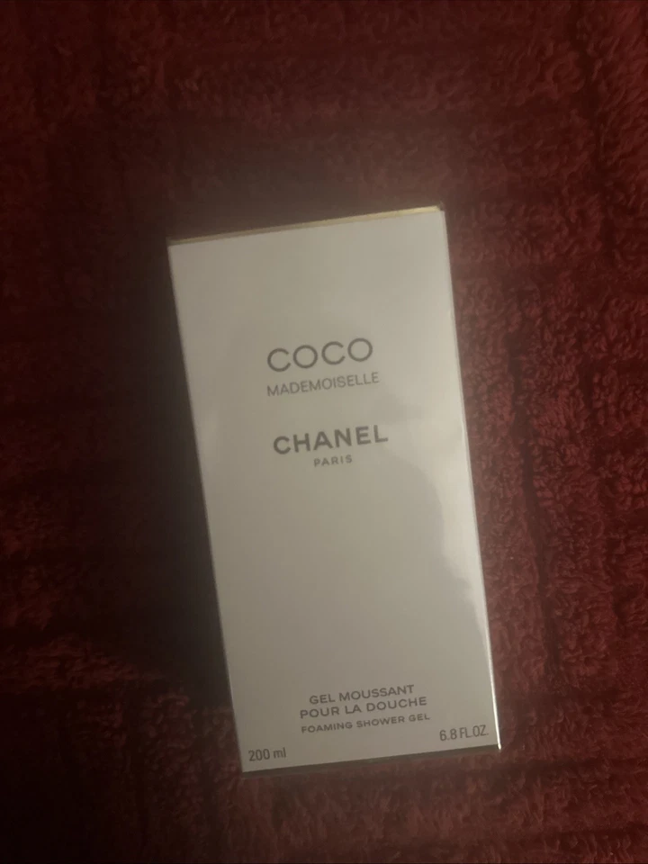 GEL DE DUCHA ESPUMOSO COCO MADEMOISELLE BY CHANEL 6,8 oz / 200 ml SELLADO Foto 4 de 4