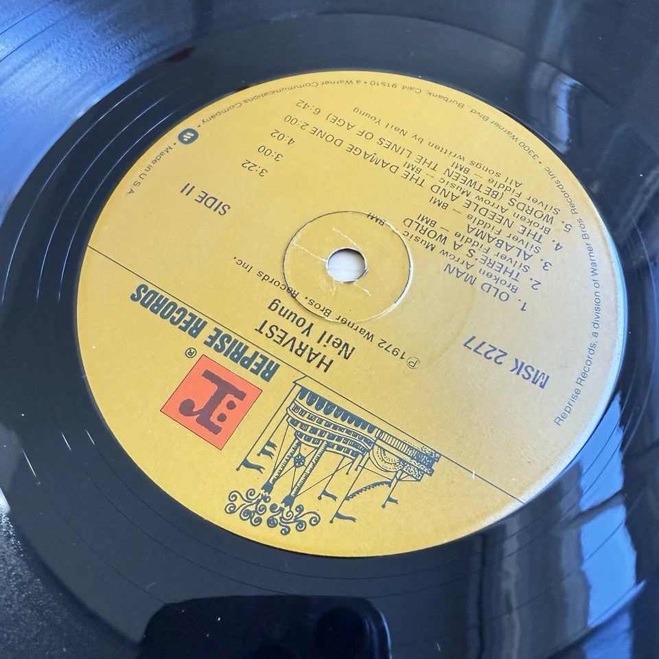 1970s Neil Young Harvest Vintage LP Complete VG+ Reprise +Lyric Book +Sleeve! Foto 3 de 4