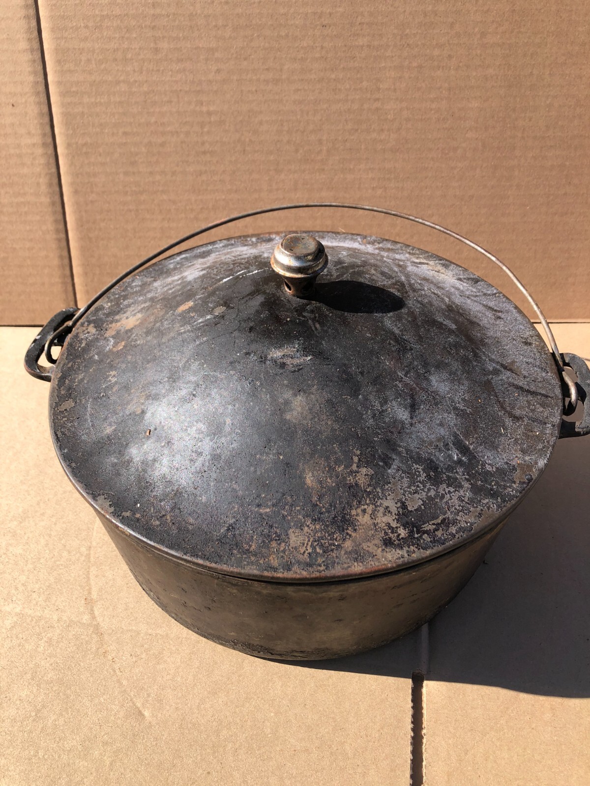 ANTIQUE WAGNER WARE SIDNEY O 10 CAST IRON ROUND ROASTER W/ WHISTLE TOP