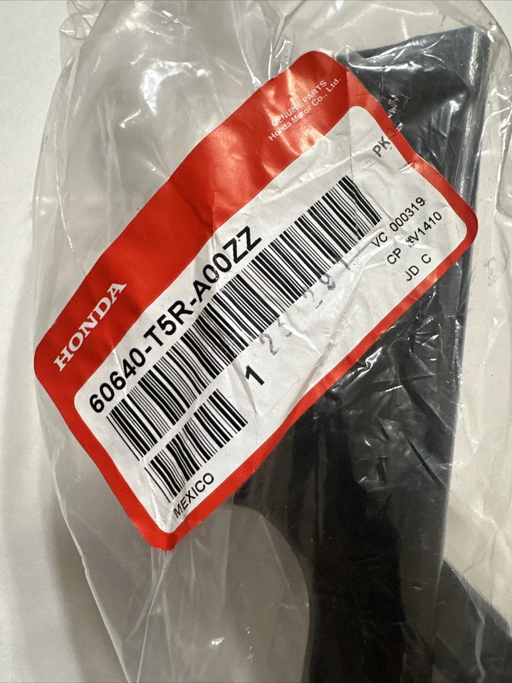 Genuine 15-20 Honda Fit 60640-T5R-A00ZZ Right Front Fender Bracket New OEM - Image 4 of 4