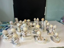 Set of 15 Precious Moments Figurines 1978-1999   Collectible