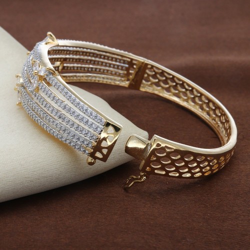 Mariposa Circonita C Diamante Kada en Acabado Blanco y Amarillo - Brazalete Abreble - Imagen 24 de 28