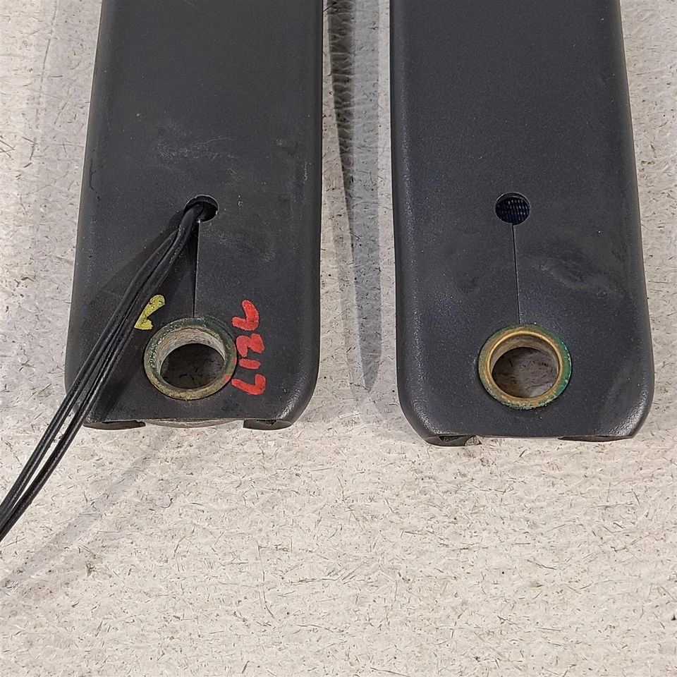 Juego de hebillas de cinturón de seguridad Corvette C4 84-94 par de hebillas Aa7217 Foto 2 de 4