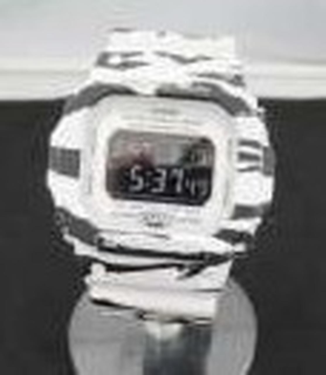 Casio Dw-D5600Bw G-Shock