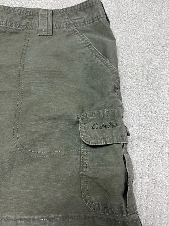 Cabela’s Women’s Cargo Shorts  Size 18 Olive Green 7 Pockets Outdoors Hiking - Image 4 of 4