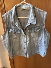Denim Republic Denim Vest Blue Sleeveless Boho Plus Size 24W Button Closure