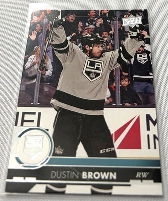 2017-18 Upper Deck Series 1 Hockey Dustin Brown Los Angeles Kings base card #89