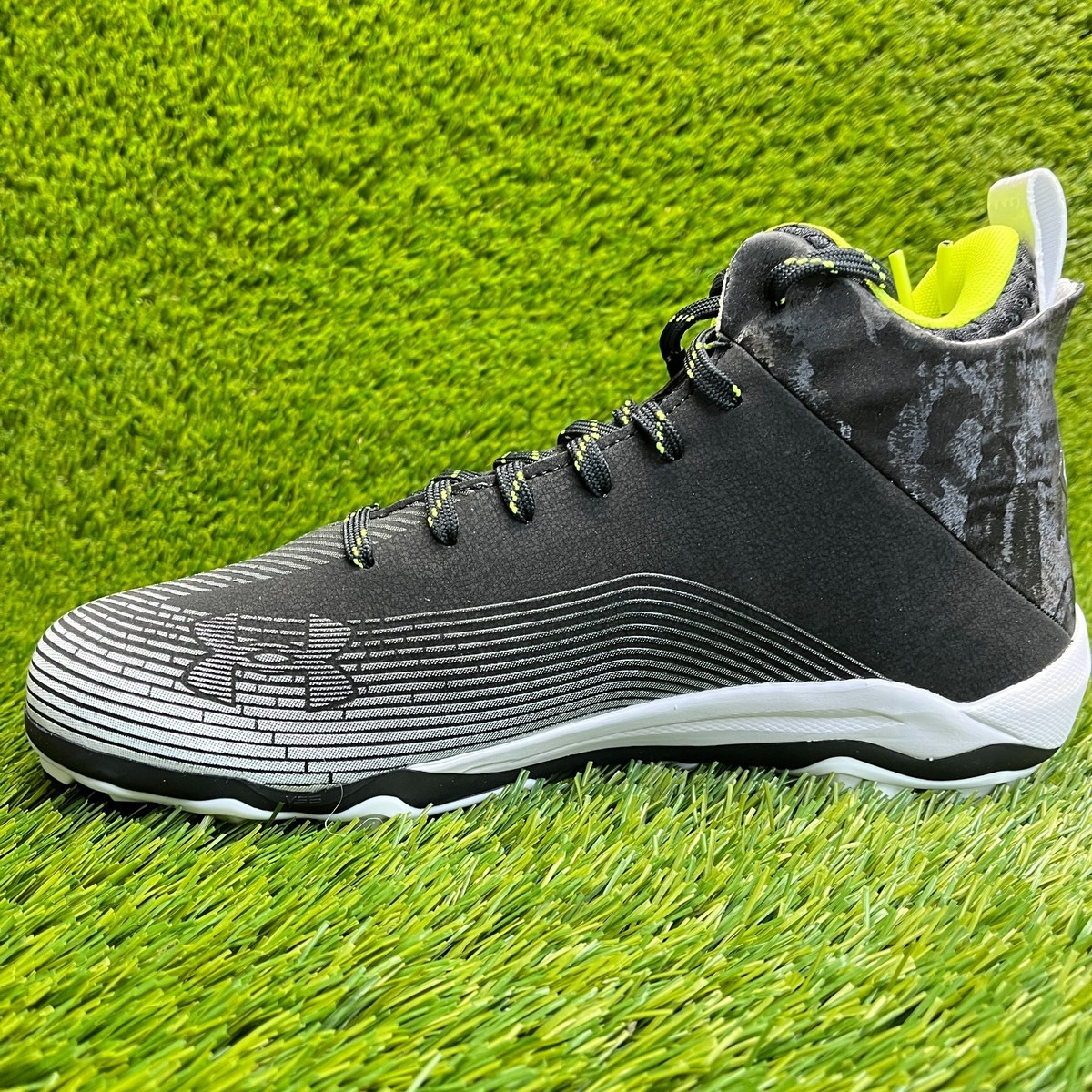 Under Armour Hammer MC 2.0 Mens Size 8.5 Black White Running