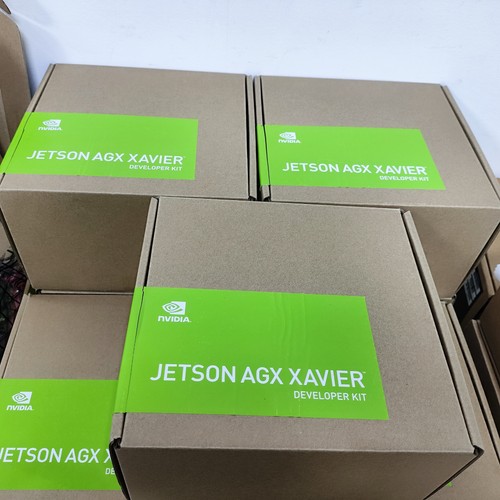 Open Box NVIDIA Jetson AGX Xavier Developer Kit 32GB 945-82972-0040-000 - 第 4/8 張圖片