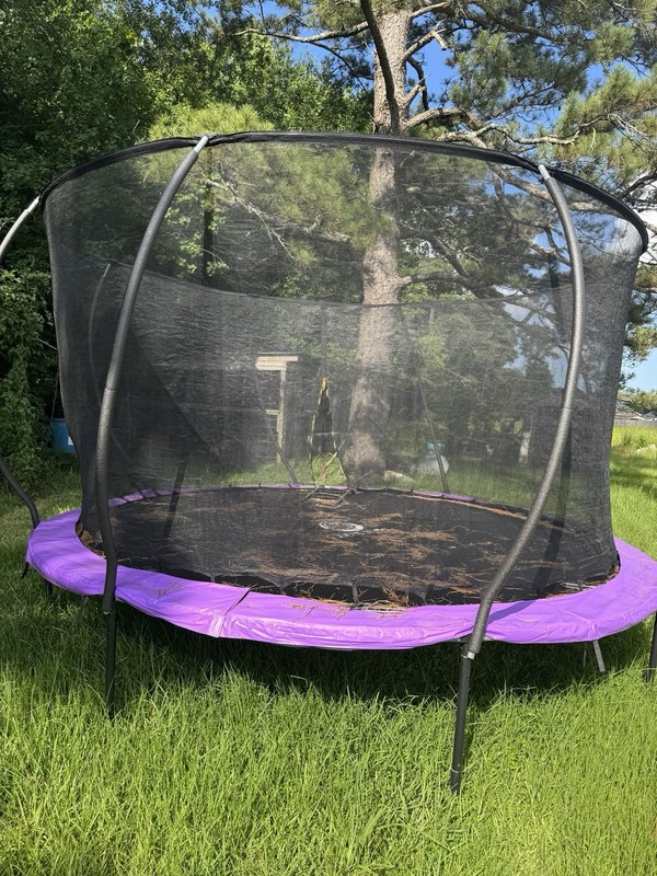 Outdoor Trampoline with Safety Enclosure Net, Purple Padding