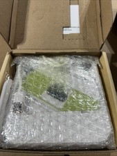 Portable CAR CD Player USB / AUX Connection Universal Compatibility Remote