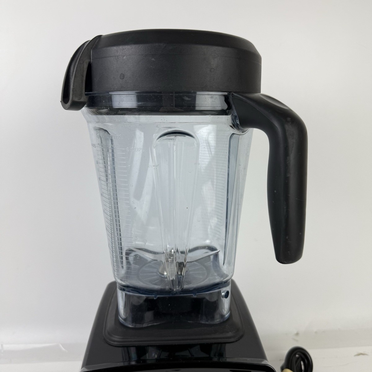 Vitamix E320 Explorian Series VM0197 Variable-Speed Countertop