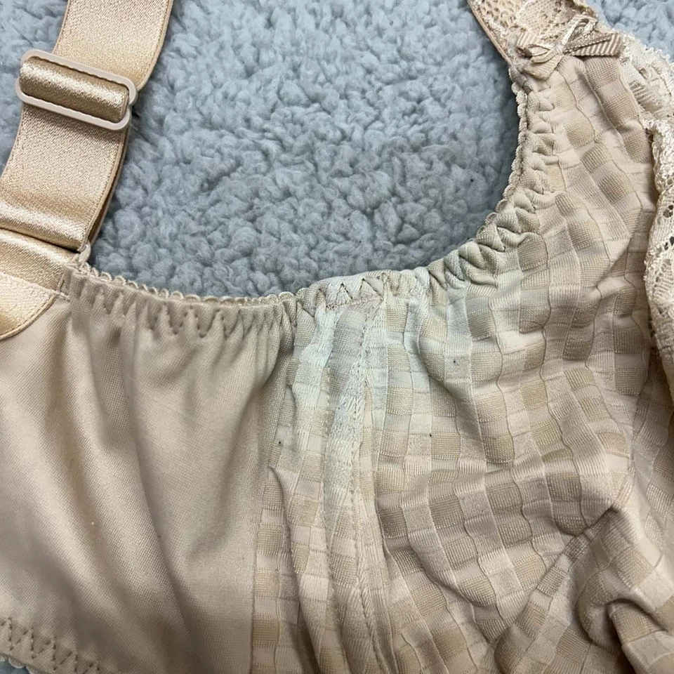 Primadonna Bra 36I Minimizer Bra Madison Full Cup Stains - Image 2 of 4