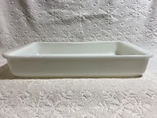 Vintage PYREX Opal-White Glass Oblong Full-Handle Baking-Utility-Dish M 2-QT 232