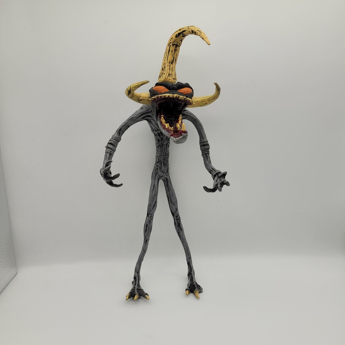 1994 McFarlane Spawn Violator Toys Action Figure Bendy Posable 13