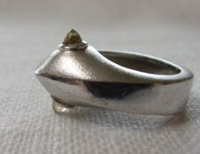 VTG. Fish Design Pisces Sterling Silver Ring w Side Stones Size 5.75 6g