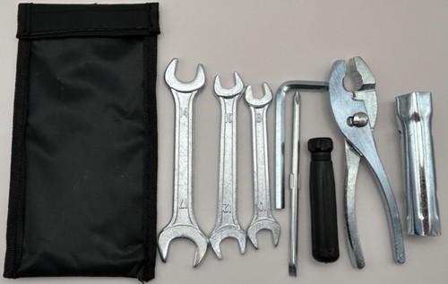 Tool Kit Bag Suzuki GSXS1000GT GSXS1000GX GSXS1000Z GSXS150 GSXS750 GSXS750Z - Picture 19 of 23