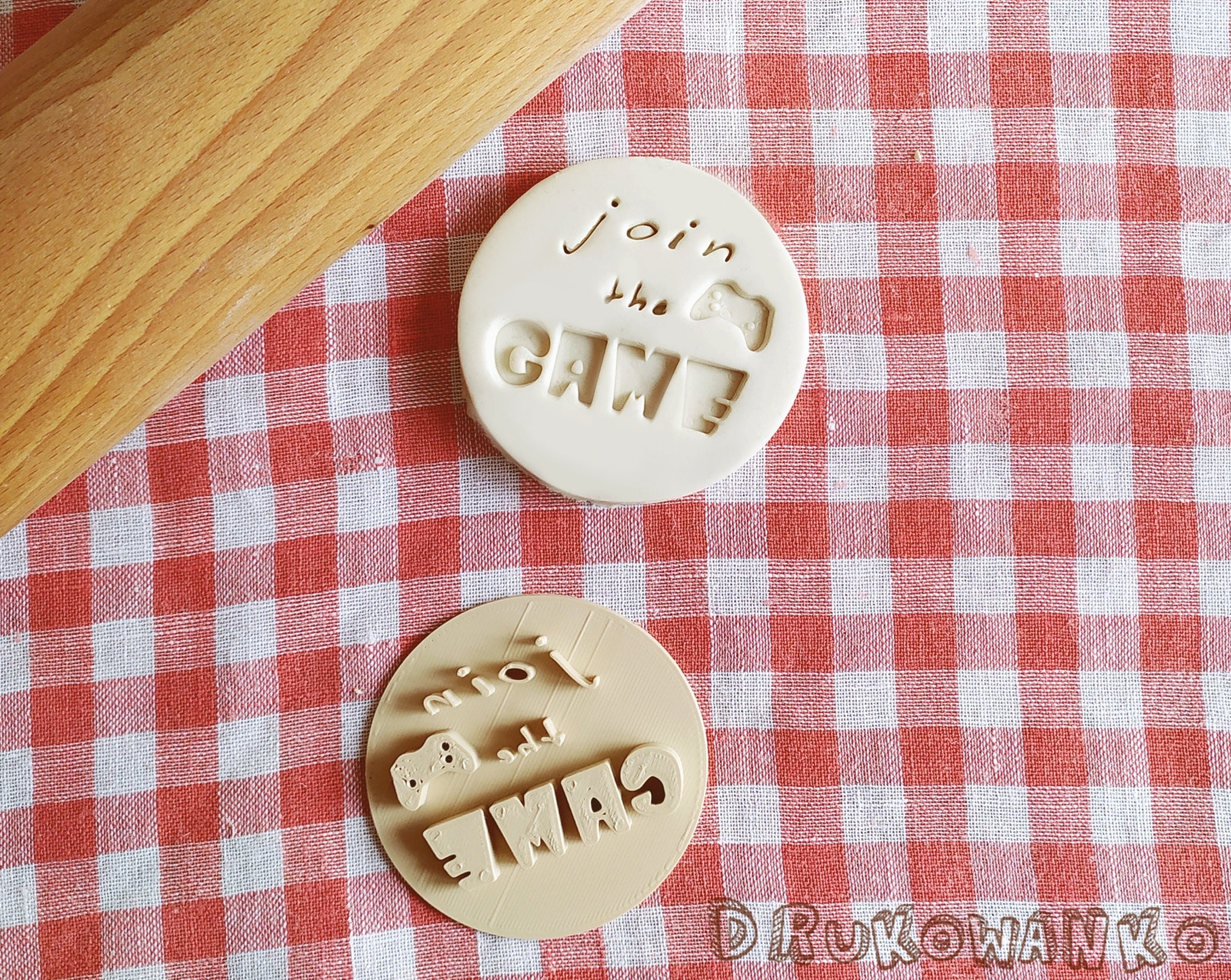 Game Stamp Embosser Cookie Cutter for Fondant Dough Biscuit Decorating