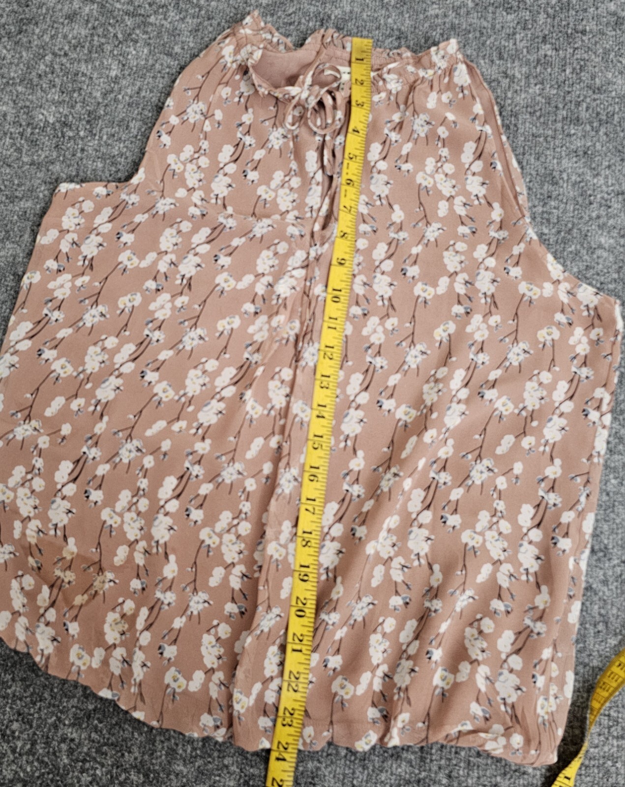 Picture 20 of 24