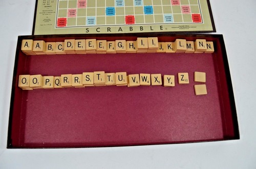 Juego de mesa Scrabble 1953 de colección Selchow & Righter granate COMPLETO Family Word Fun - Imagen 9 de 10