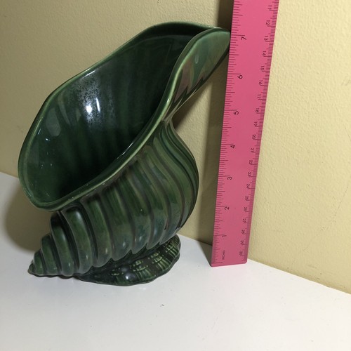 VTG West Coast Pottery Conch Shell Vase Planter Green - Picture 8 of 15