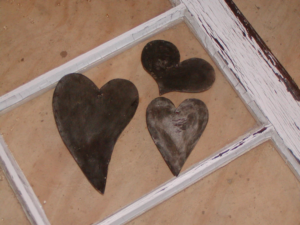 Primitive Early 18th~19th Century Style 3 Tin Heart Quilting Template Patterns - Image 3 of 4