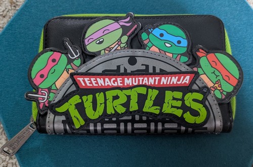 Loungefly Teenage Mutant Ninja Turtles Sewer Cap Wallet - Nice