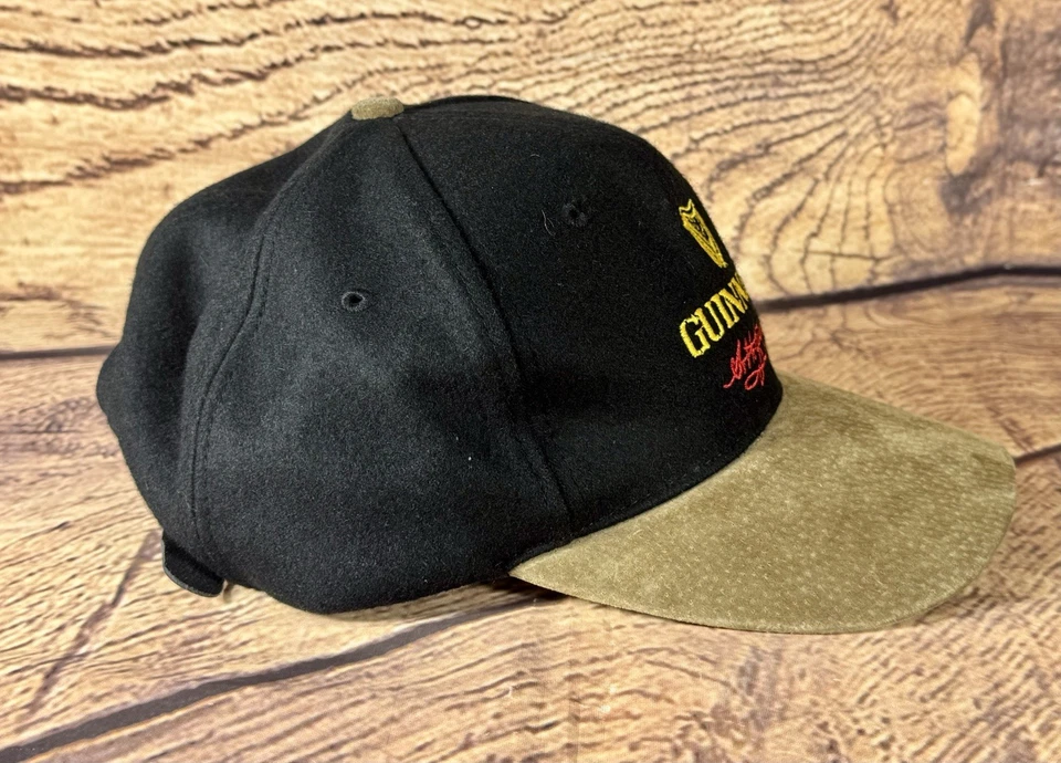Boné de beisebol ajustável Guinness marca cerveja camurça preta - Imagem 4 de 4