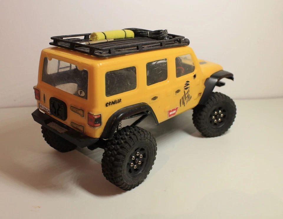 AXIAL SCX24 JEEP - Photo 2/4
