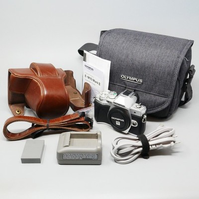 Olympus OM-D E-M10 Mark III Body Silver Charger -Shutter Count 2,206 -Near Mint