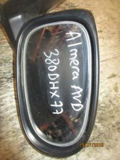 Retroviseur droit (ou coque) Nissan TINO