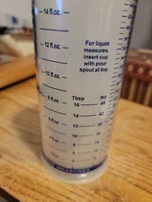 The Pampered Chef MEASURE ALL 2 Cup Measuring Cup Wet/Dry/Liquid/Solid 