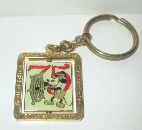 DISNEY CAST MEMBER EXCL MICKEY MOUSE 75TH BIRTHDAY SPIN KEY CHAIN SPINNER 2003 - Bild 5 von 5