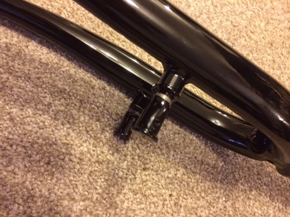 700c Hybrid Forks V Brake Bosses 1", 1 1/8" Threaded or Threadless Black Steel - Image 3 of 4