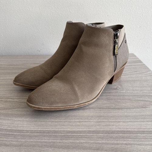 Simply Vera Wang Women Size 9W Brown Faux Leather Ankle Boots - Picture 5 of 11