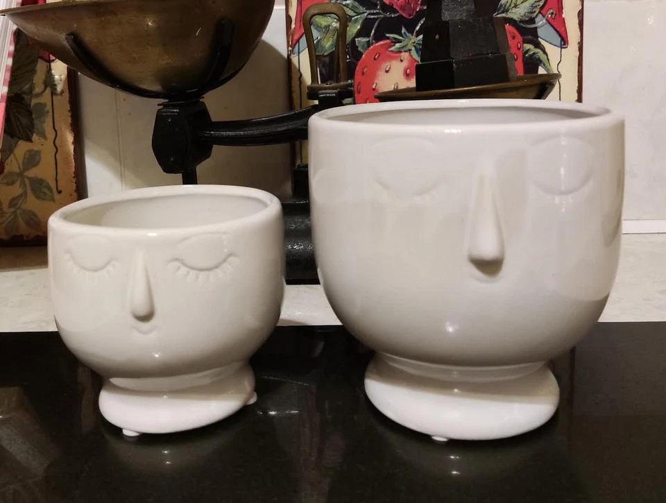 GISELA GRAHAM Glazed Ceramic Indoor Plant Pot Abstract Face - White