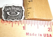 Jack Daniels pin vintage Whiskey novelty collectible old biker vest hat pinback